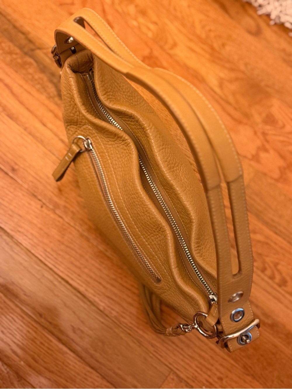 Coach pebbled leather shoulder bag - Picture 6 of 10